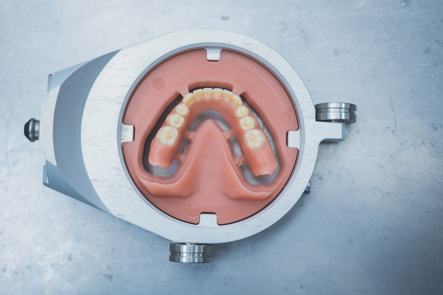 Οδοντοτεχνικό εργαστήριο Λωρεντής AE Denture